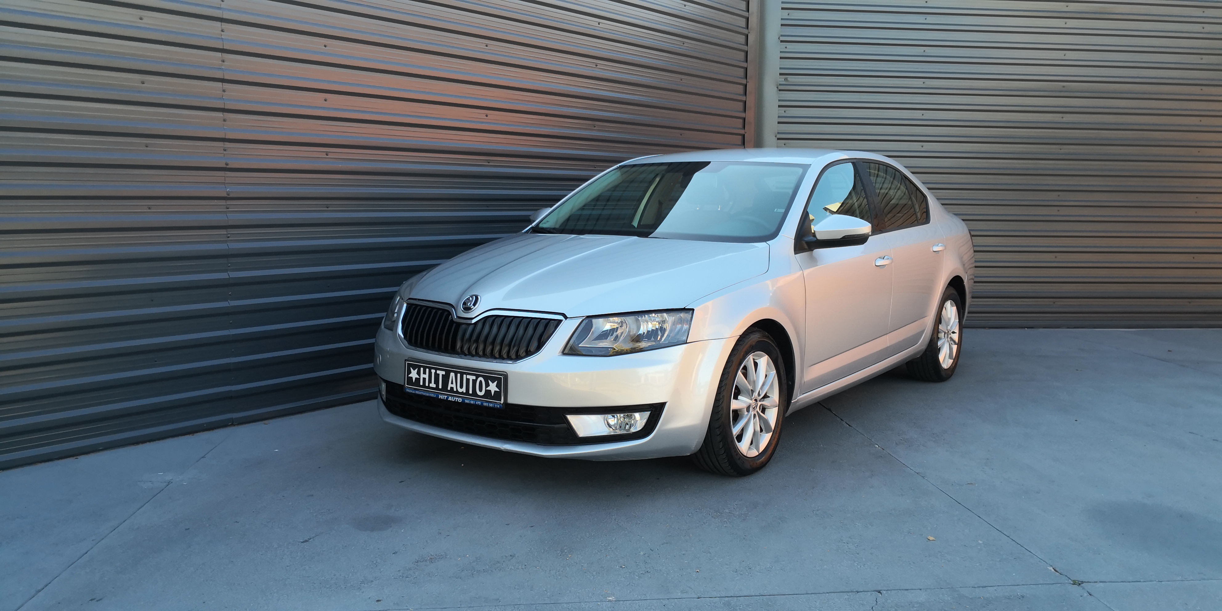 #auto alt preko naziva slike